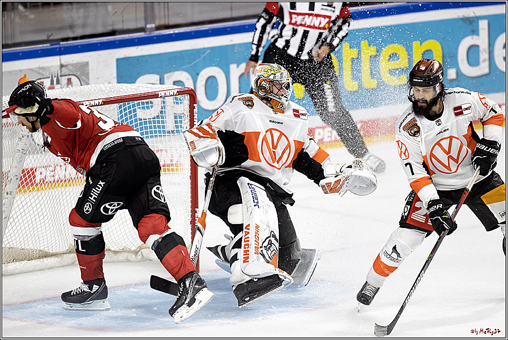 PENNY DEL;  Koelner Haie - Grizzlys Wolfsburg; Koeln, 10.09.2021